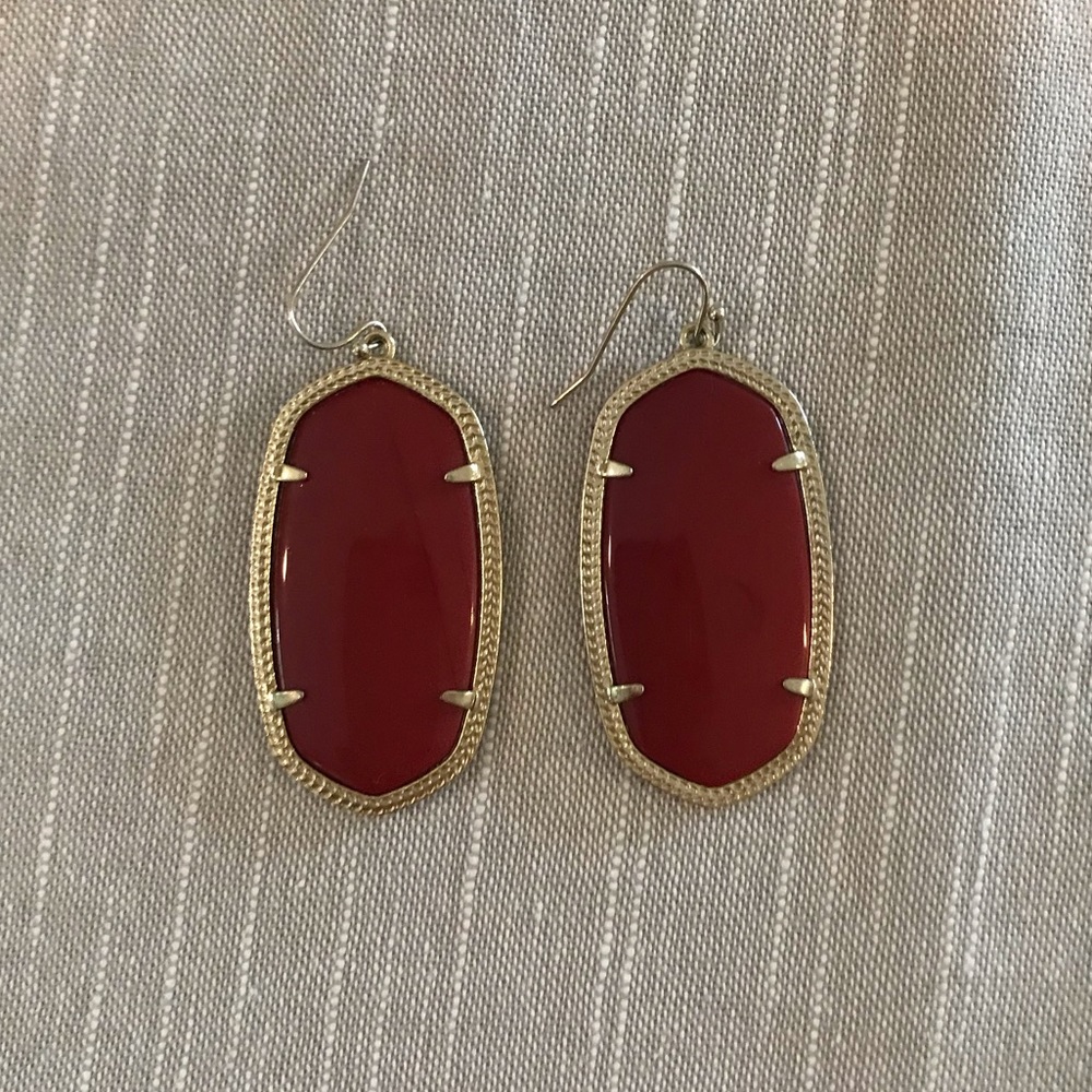 Kendra Scott Danielle Earrings - Maroon